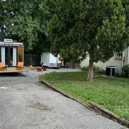 City Hideaway, Off Grid Luxe Lancaster Exterior photo