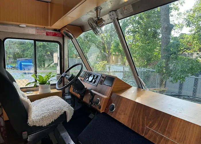 City Hideaway, Off Grid Luxe